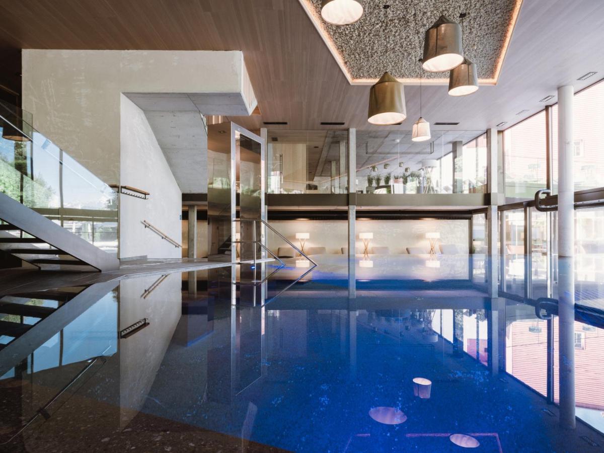 Lindenhof Pure Luxury & Spa Dolcevita Resort Натурно Екстериор снимка